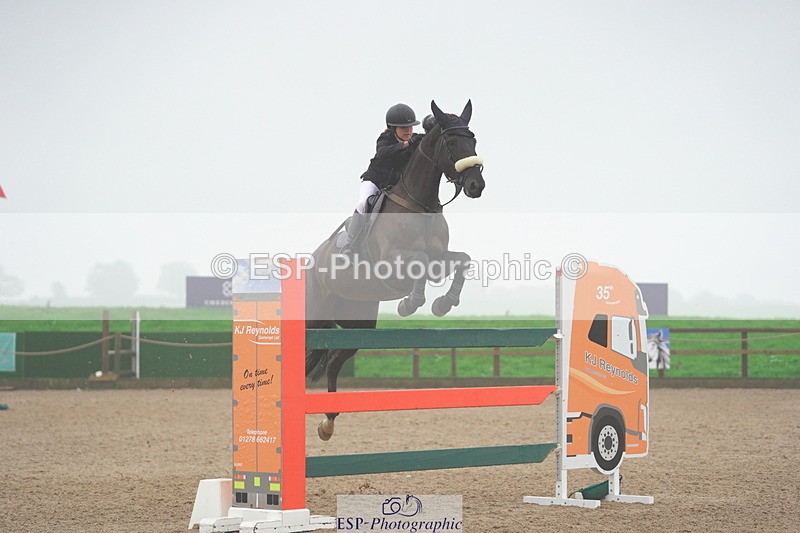 231017A-113252-06747 - Cls 26 Chard Equ Grand Prix