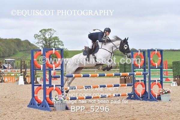 BPP_5296 - CLASS 27 SUN Senior Newcomers/ 1.10m Open