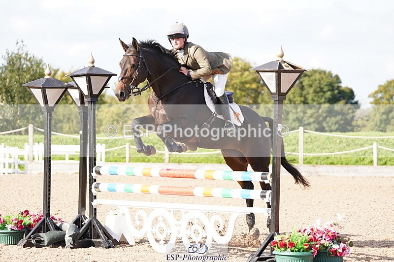 241004A-105338-00192 - Fri 01 Snr Disco & 1.00m Open