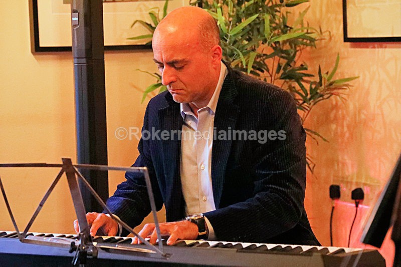  - BEN THOMAS & DAVIDE LOGIRI TRIO