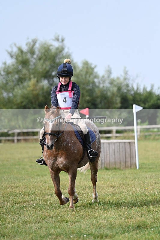 WJ7_5635 - 40cm XC Time 10:05 to 10:36