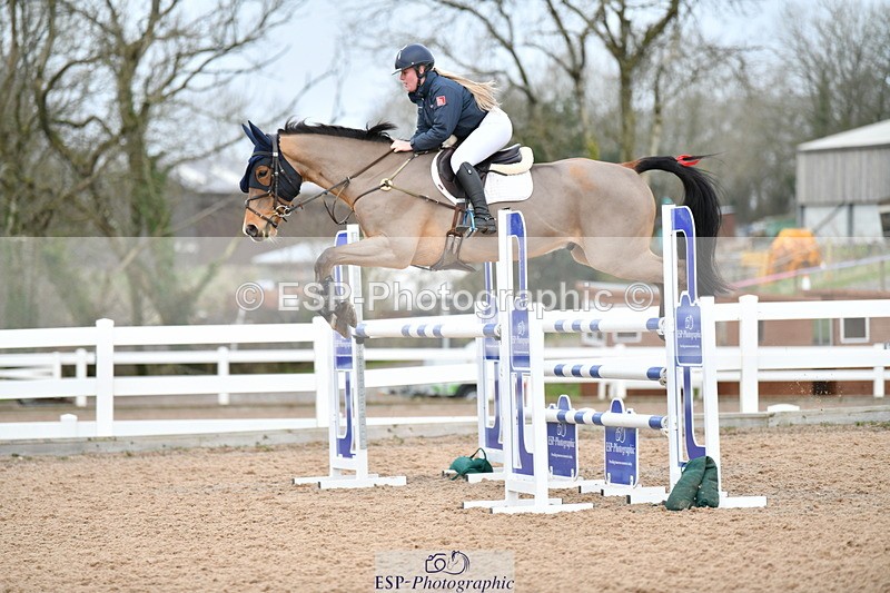 240124A-122123-00423 - Cls 3 Newcomers & 1.10m Open