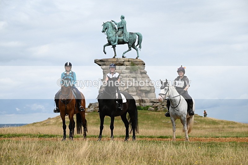 DSC_5979 - Time at Statue 12:17 to 12:44