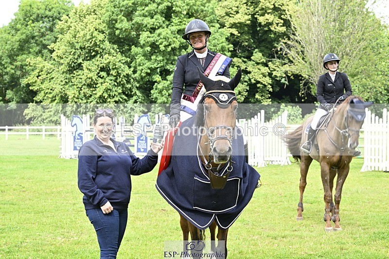 240711-154232-28763 - Cls 118 Snr 1.45m GP Jump Off and Presentations