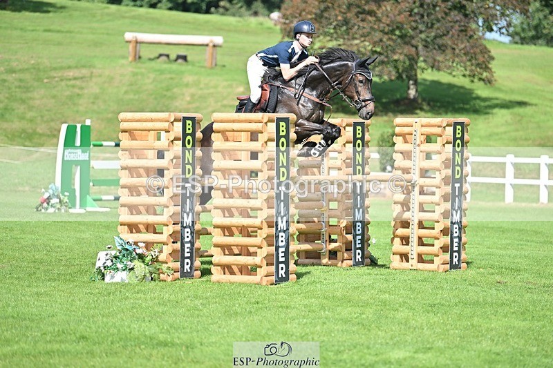 230909-114815-05292 - Cls 11 Snr Foxhunter & 1.20m Open