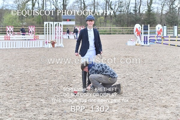 BPP_1302 - CLASS 15 SAT Senior BritiNovice/ 90cm Open