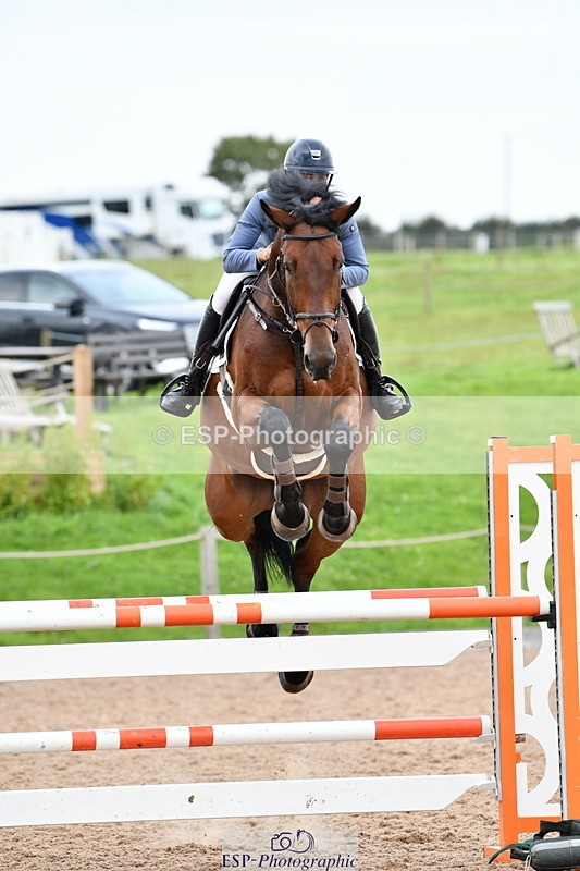 240915A-165744-11163 - Cls 30 Snr Foxhunter