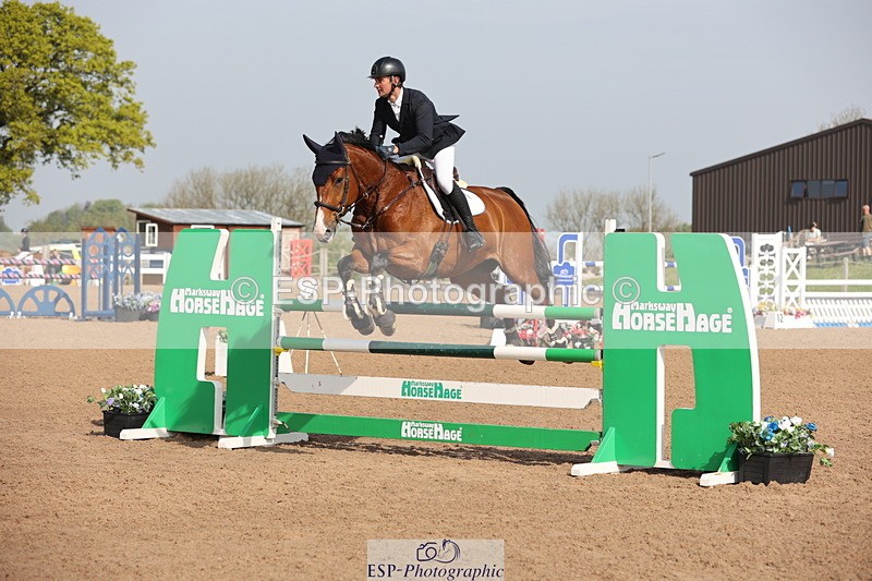 240511A-092759-11082 - Cls 32 Foxhunter