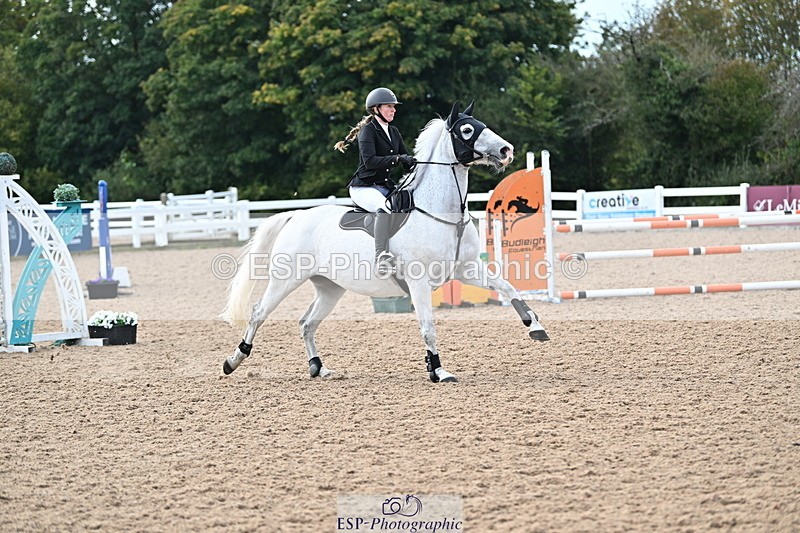 241004A-124334-02031 - Fri 09 95cm Amateur Quals