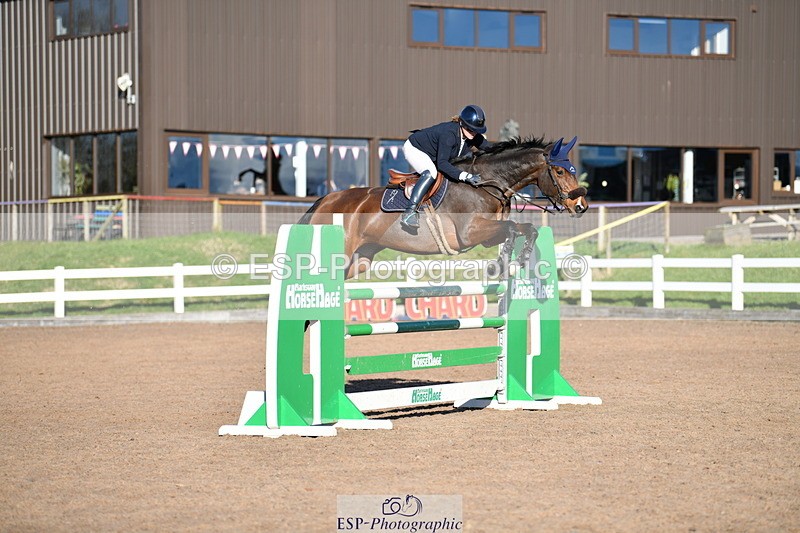 231110A-145716-00942 - Cls 6 Foxhunter & 1.20m Open