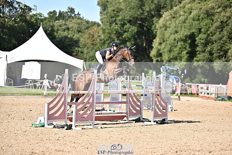 260906A-161819-04638 - Cls 24 Snr Foxhunter