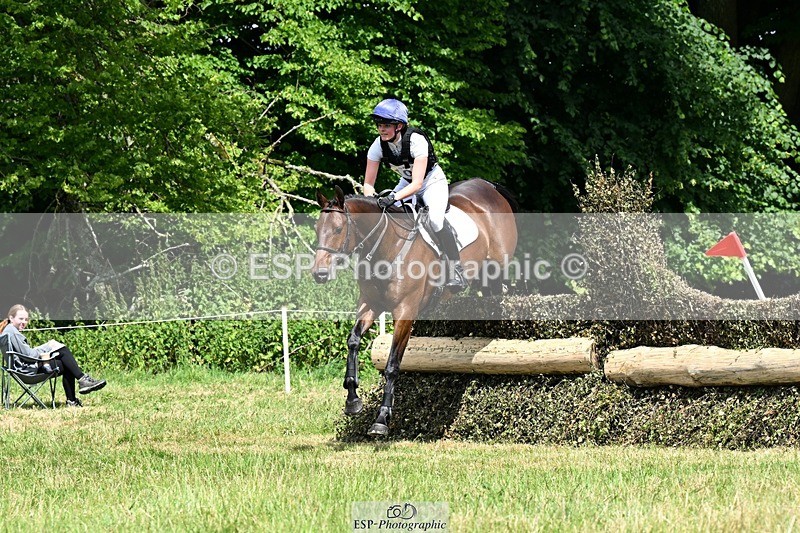 240629X-113523-0512 - 010-Georgie_Selley-VICARSTOWN_VICTOR