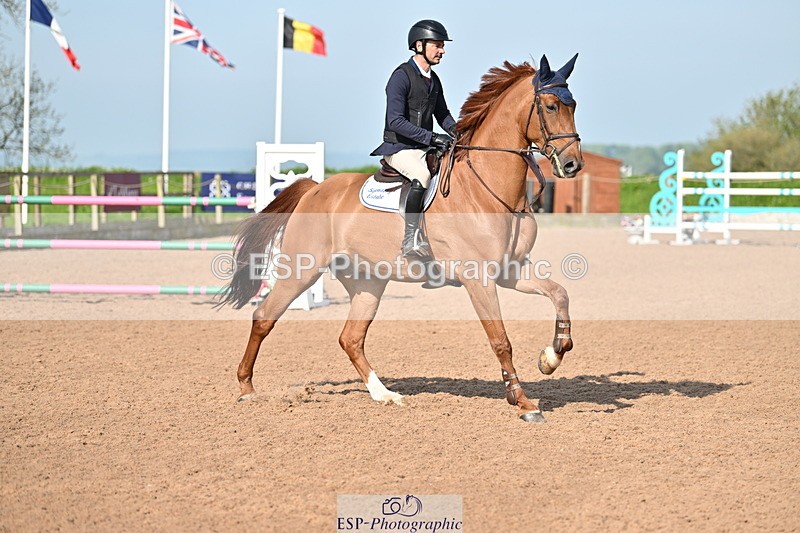 240510A-091318-04674 - Cls 20 Foxhunter