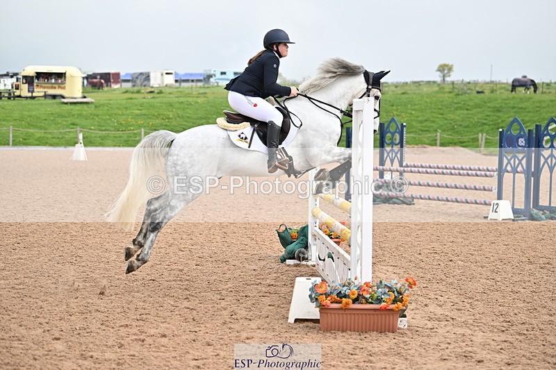 240506A-105739-08345 - Cls 3  Pony Discovery & 90cm Open