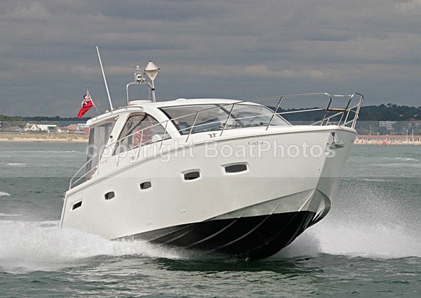110830 HECTOR SEALINE SC35 IMG_4584 - Motorboats - Hardtop
