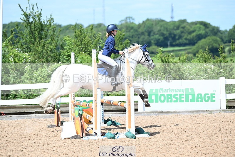 240609A-120616-04413 - Cls 23 Pony Intro 70cm