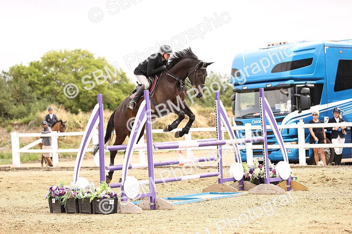 SBM_003351 - Class 21 - Senior Newcomers - 1.10m