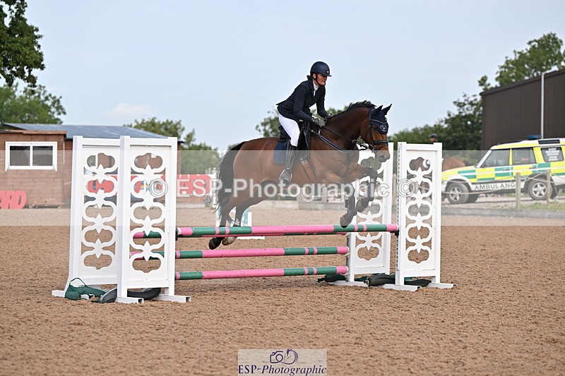 240828A-100240-00007 - Cls 1 Snr British Novice and 90cm Open