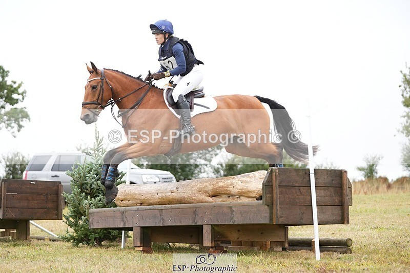 250830-110851-00975 - B-052-Rebecca.Brunt