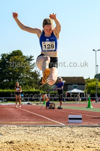 Age25SAT-917446 - Field Female Set Two