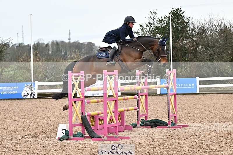 250129-132449-00435 - Cls 06 Foxhunter & 1.20m Open