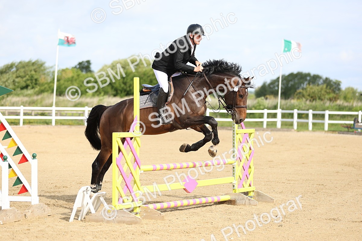 SBM_000027 - Class 1 - Clear Round