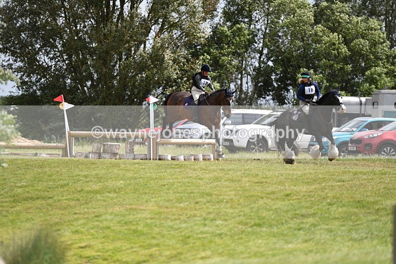 WJ5_2793 - Class 3 60cm Pairs