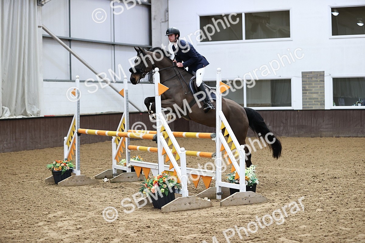 SBM_005977 - Class 16 - Senior Newcomers - 1.10m Open