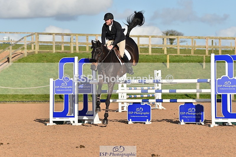 240306A-155654-01891 - Cls 5 Foxhunter and 1.20m Open