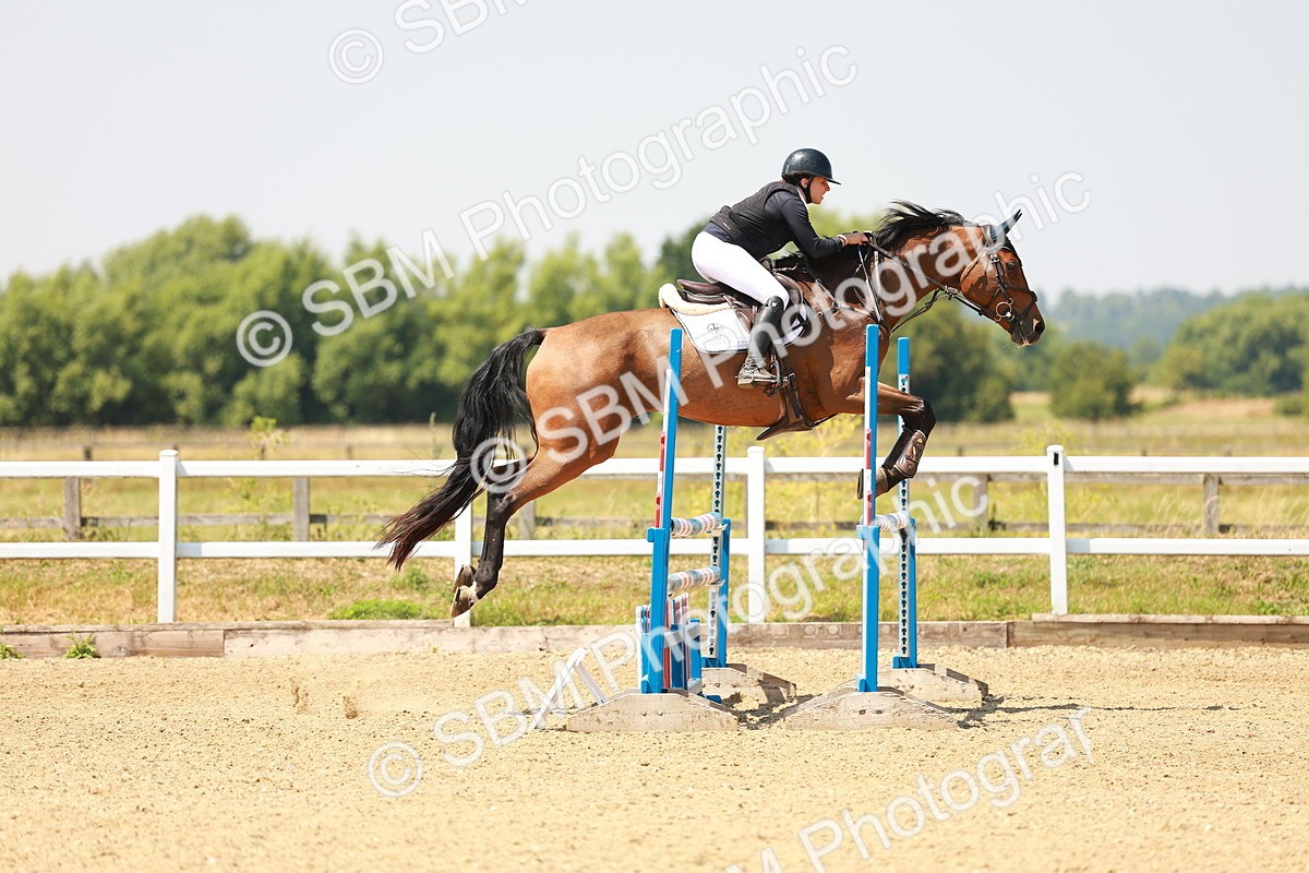 SBM_001643 - Class 4 - Senior Newcomers - 1.10m