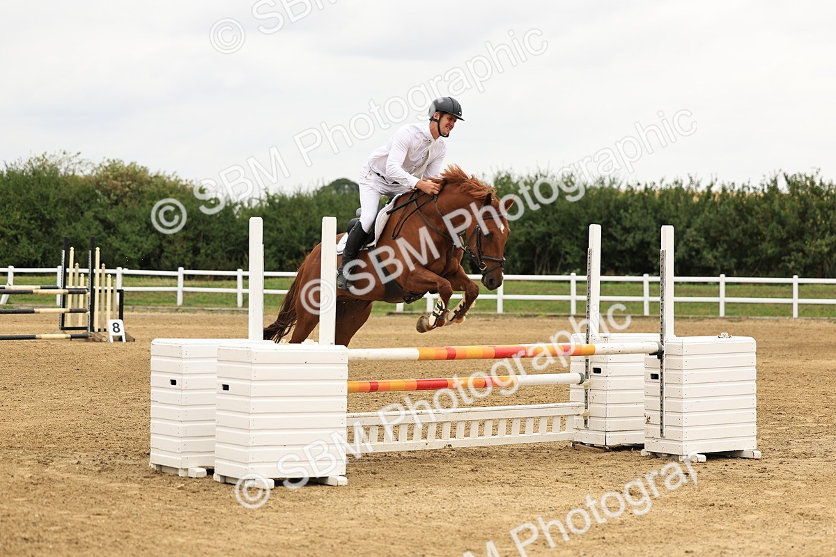 SBM_002374 - Class 2 - Senior Discovery - 1.00m Open