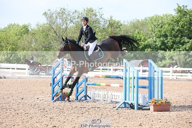 250509-170545-09122 - Cls 24 Snr Newcomers