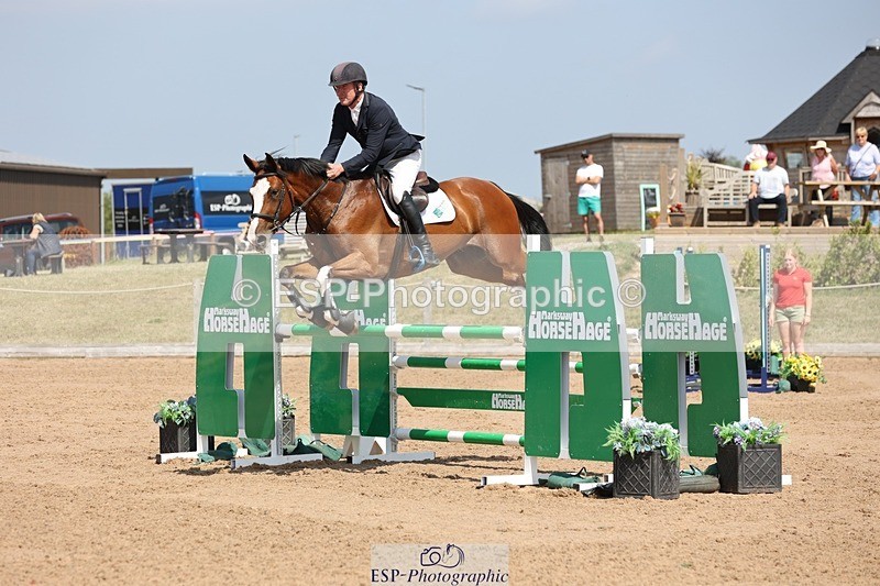 250725-115618-01931 - Cls 2 Snr Newcomers