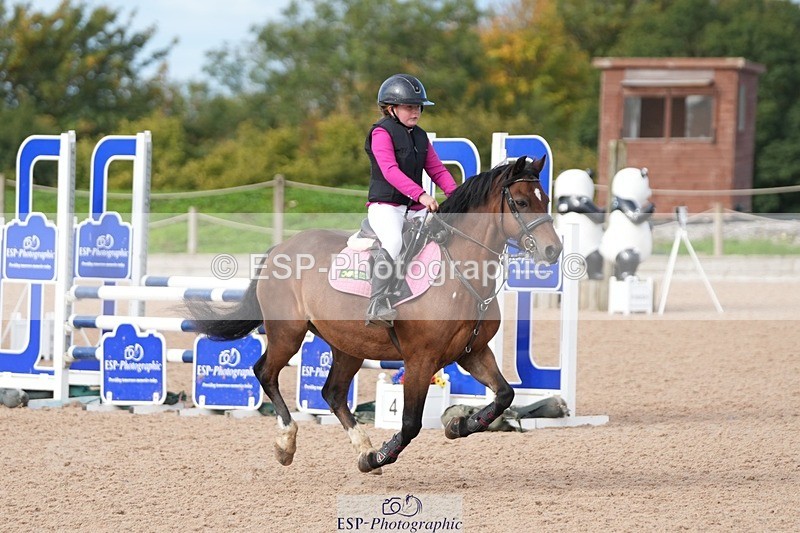 250921-102532-02185 - Cls 4 Pony British Novice and 80cm