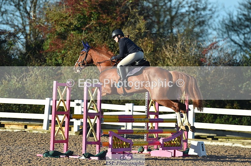 231111A-020600-01163 - Cls 8 Clear Round