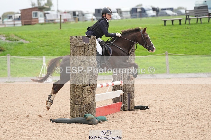 250920-102904-00628 - Cls 5 Pony British Novice and 80cm