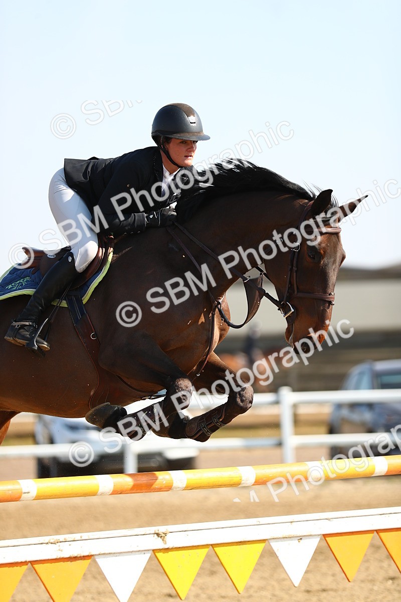 SBM_001253 - Class 5 - Senior Foxhunter - 1.20m