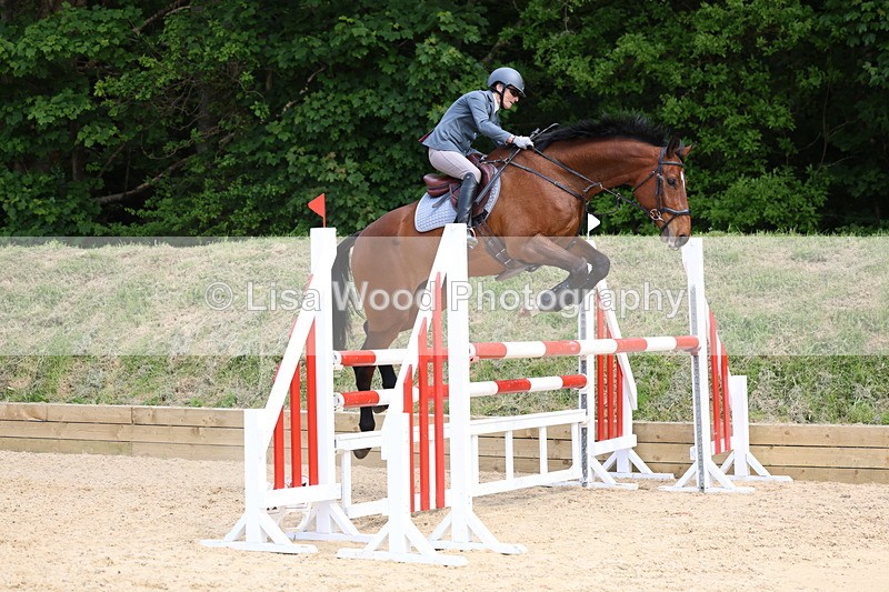 3E7A7068 - Class 7: Senior Newcomers/1.10m open
