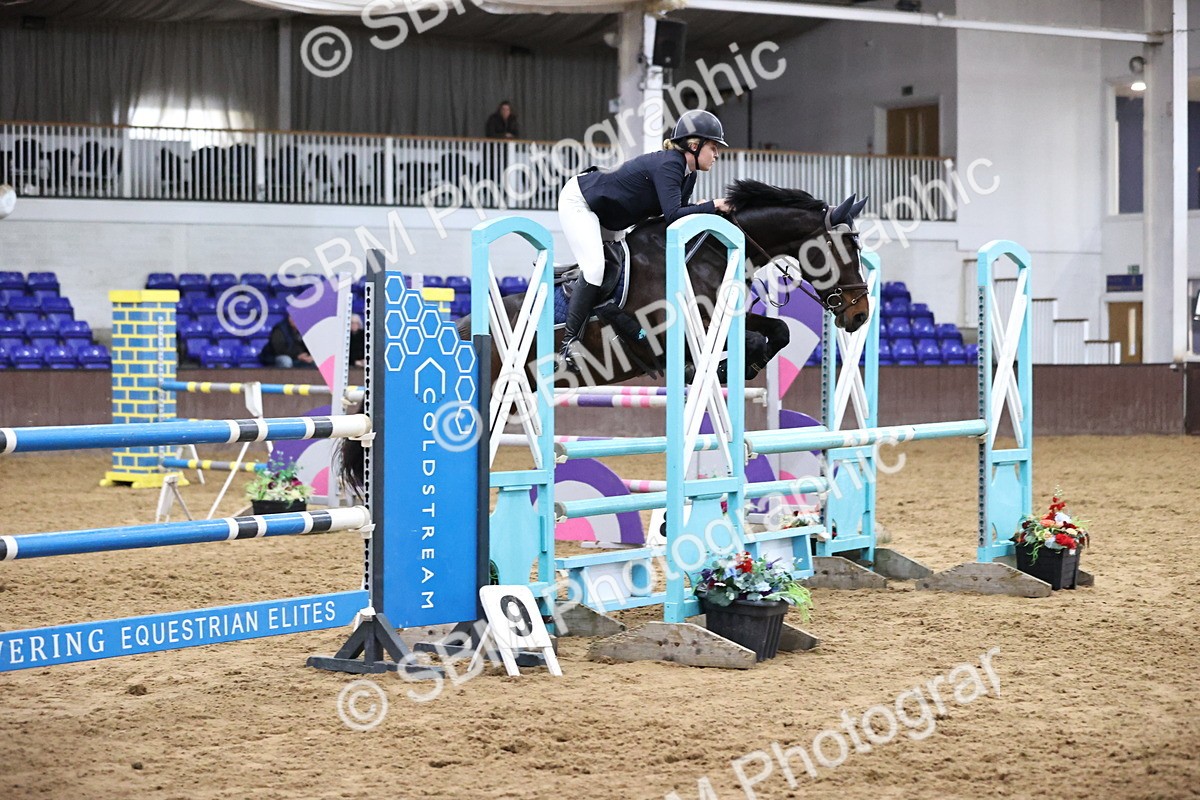 SBM_001978 - Class 4 - Senior Newcomers - 1.10m Open