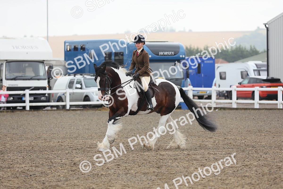 SBM_22318 - Class 807 - Young Rider 11 to 16 Yrs