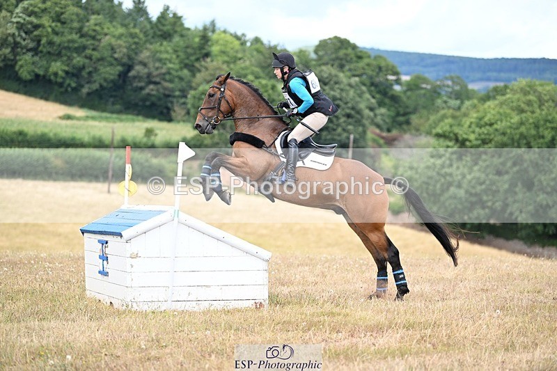 250803A-155616-16426 - O-687-Christina.Wiederkehr-KILLINAS.OISIN