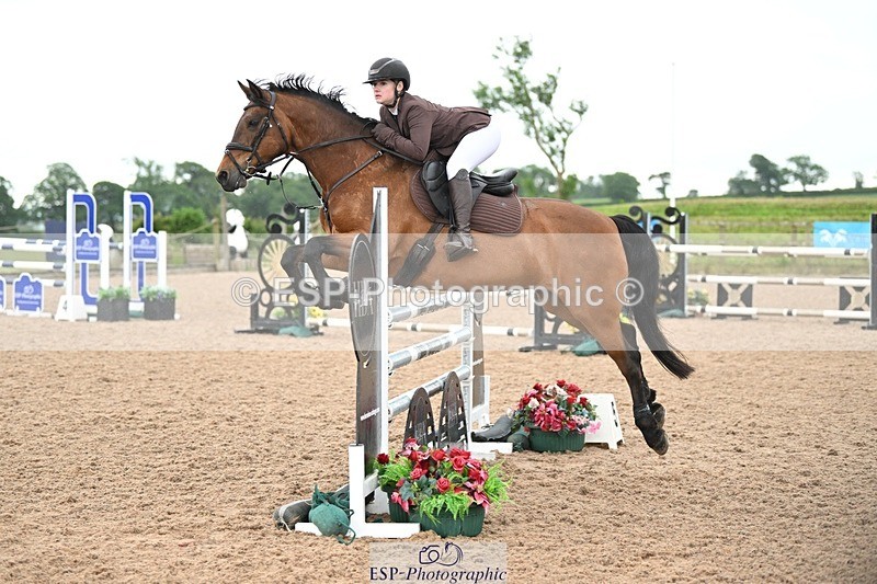 250607-130202-01126 - Cls 13 Pony Foxhunter and 1.10m