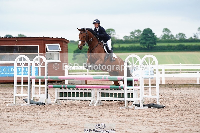 250524-114454-06427 - Cls 21 A&B Snr Disco & 1.00m Open