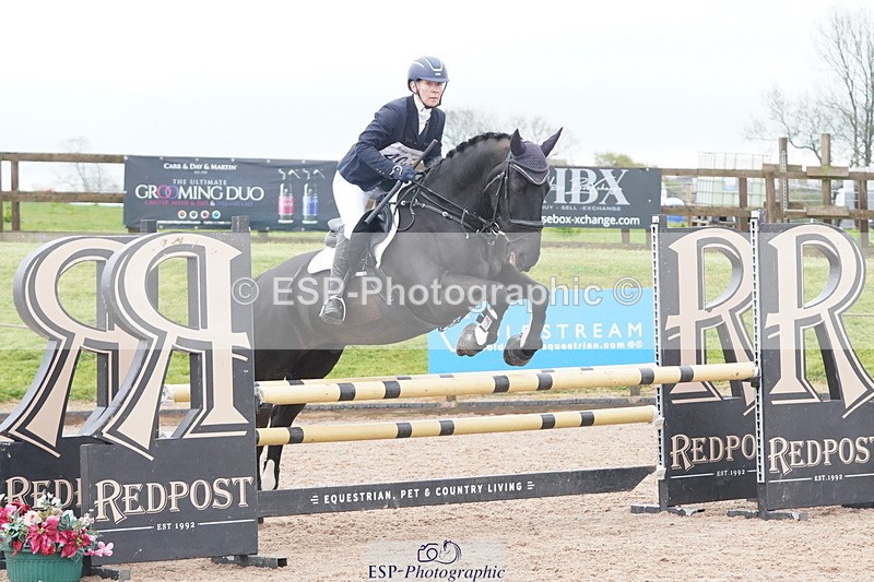 250419-102256-08340 - 405-Laura.Pritchard-SILKY