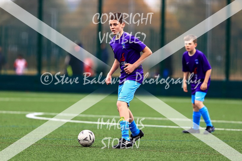 1DX30656 - 2025-10-12 FC Abbey Meads U14 Orange V Kingsdown Lions U14