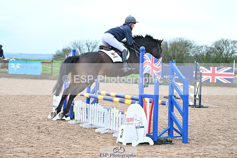 231203A-110706-00731 - Cls 16+17 Club and Schools 80cm