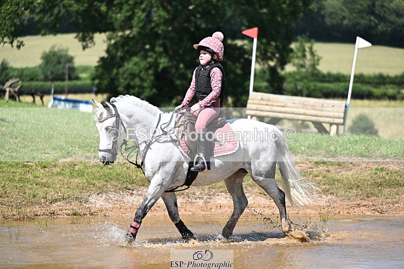 240729B-145941-02935 - Abbie's Group XC