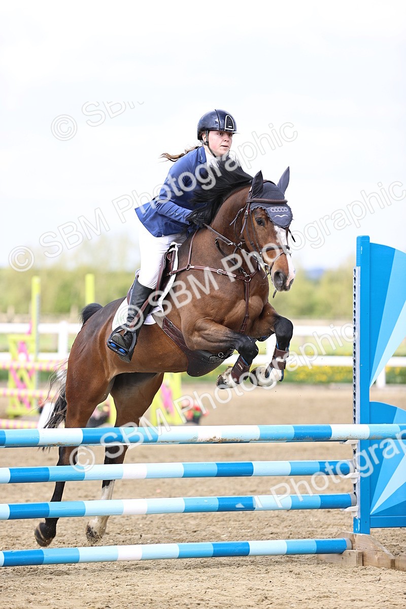 SBM_5144 - Class 9 - Senior British Novice - 90cm