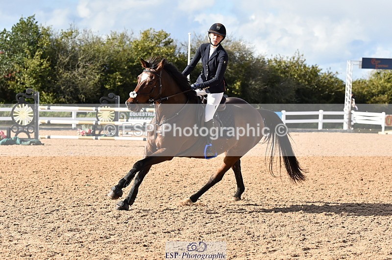 231014A-143828-05312 - Cls 15 1.05m Amateur Q 2nd R