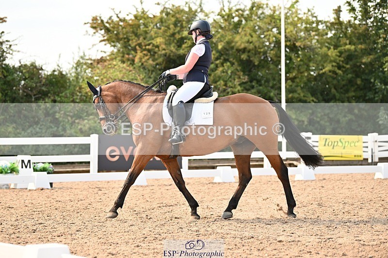 250816-160157-06024 - 129-Beth.TaylorWilly.Wonker